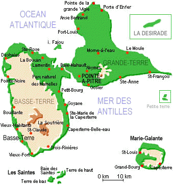 Guadeloupe(Basse-Terre) et Grande-Terre spares par la  Rivire Sale, un troit bras de mer.